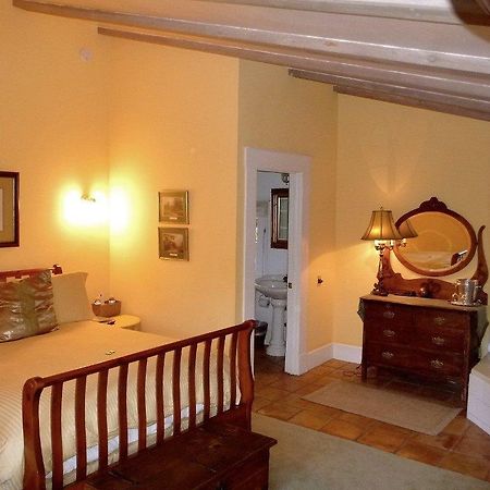 The Orchid Inn At Санта-Барбара Номер фото